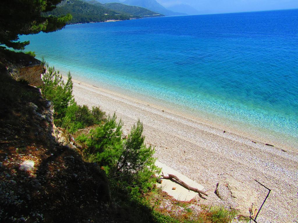 Victoria Cottage Camping Dole Blato  Luaran gambar