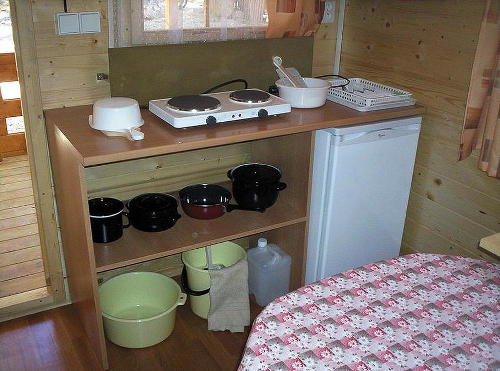Victoria Cottage Camping Dole Blato  Luaran gambar